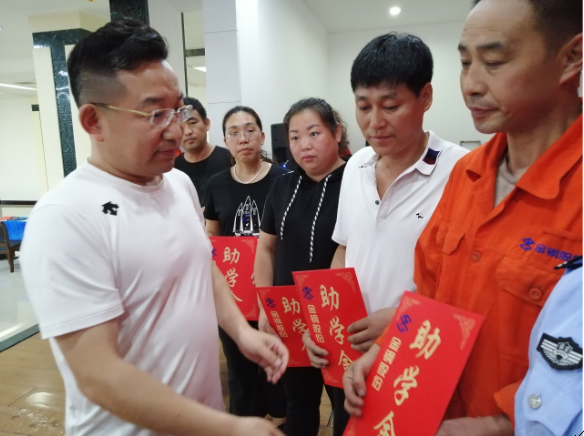 1566367022131935.png 2.png